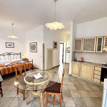 Kallistos Suites & Apartments Gallipoli Eksteriør billede