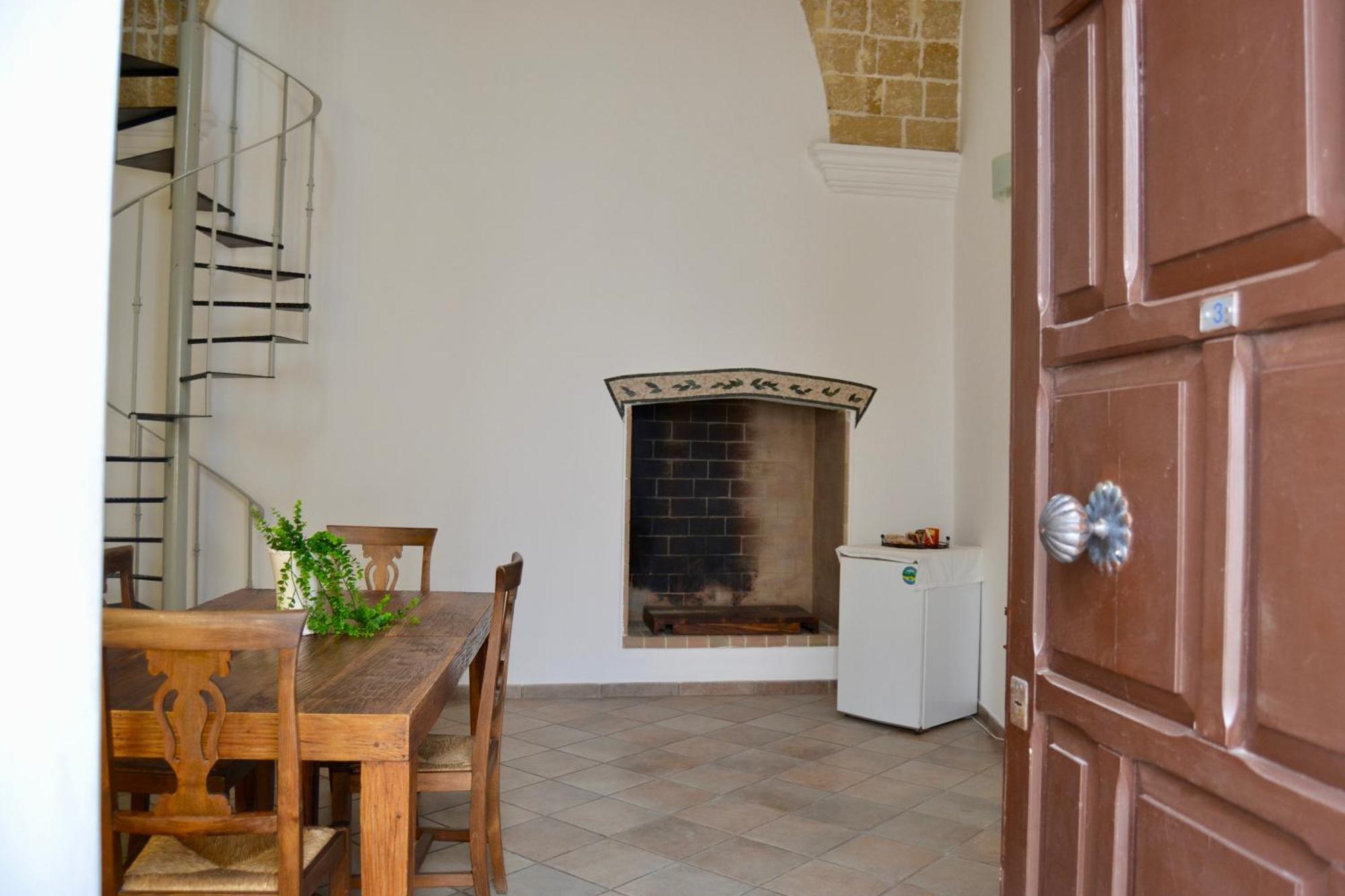 Kallistos Suites & Apartments Gallipoli Eksteriør billede