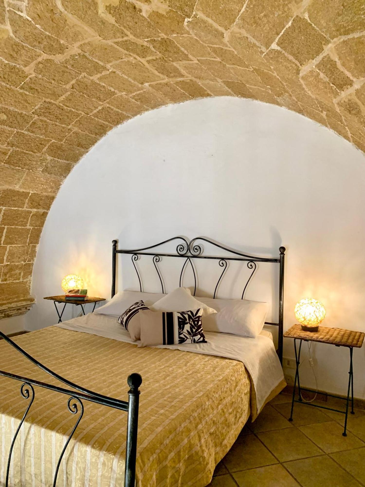Kallistos Suites & Apartments Gallipoli Eksteriør billede