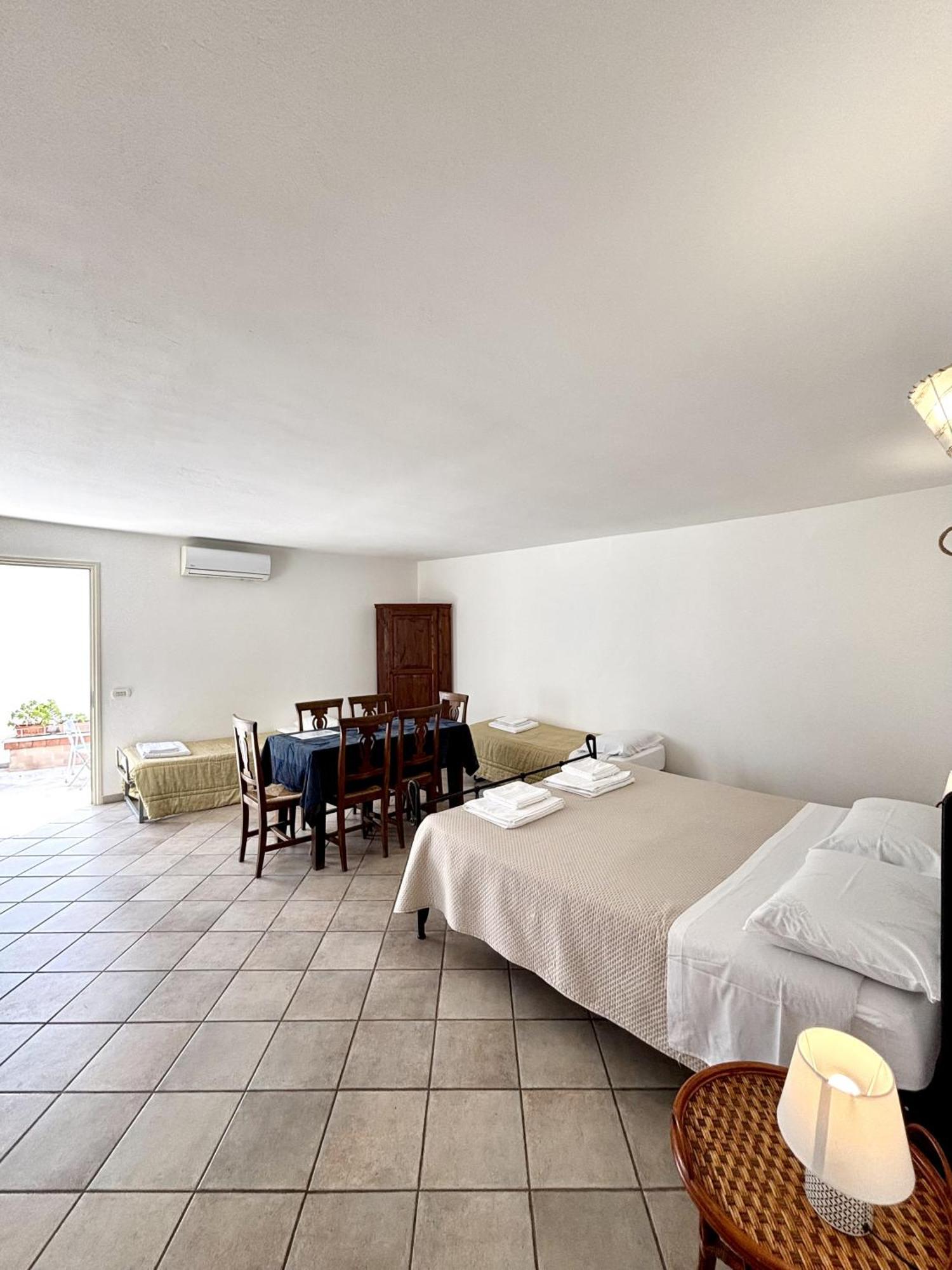 Kallistos Suites & Apartments Gallipoli Eksteriør billede
