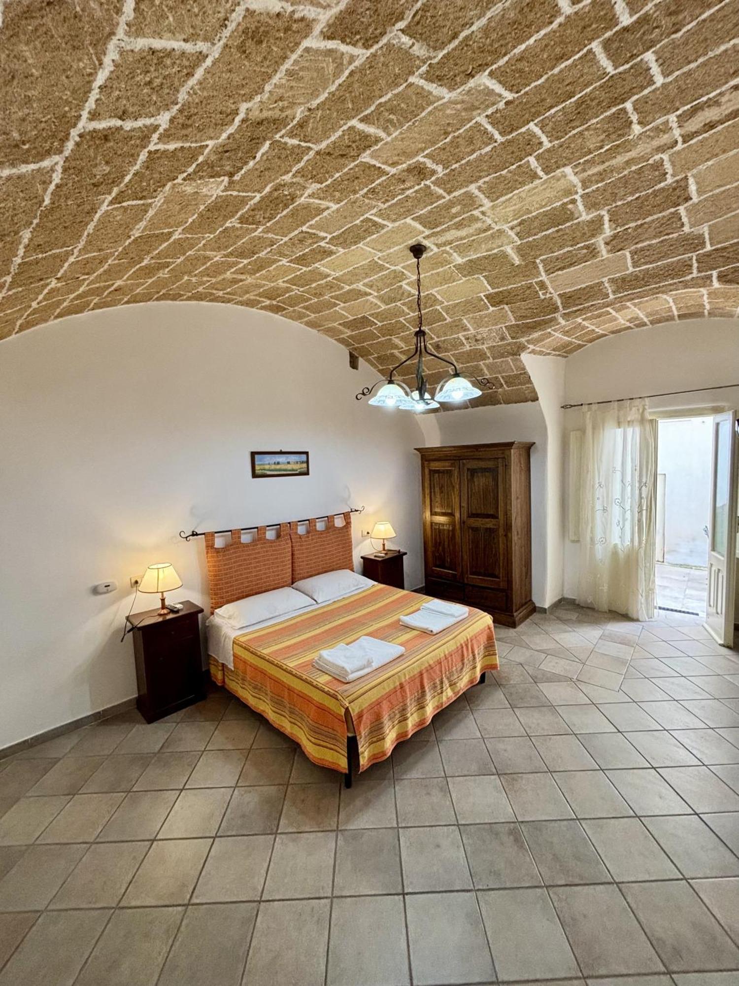 Kallistos Suites & Apartments Gallipoli Eksteriør billede
