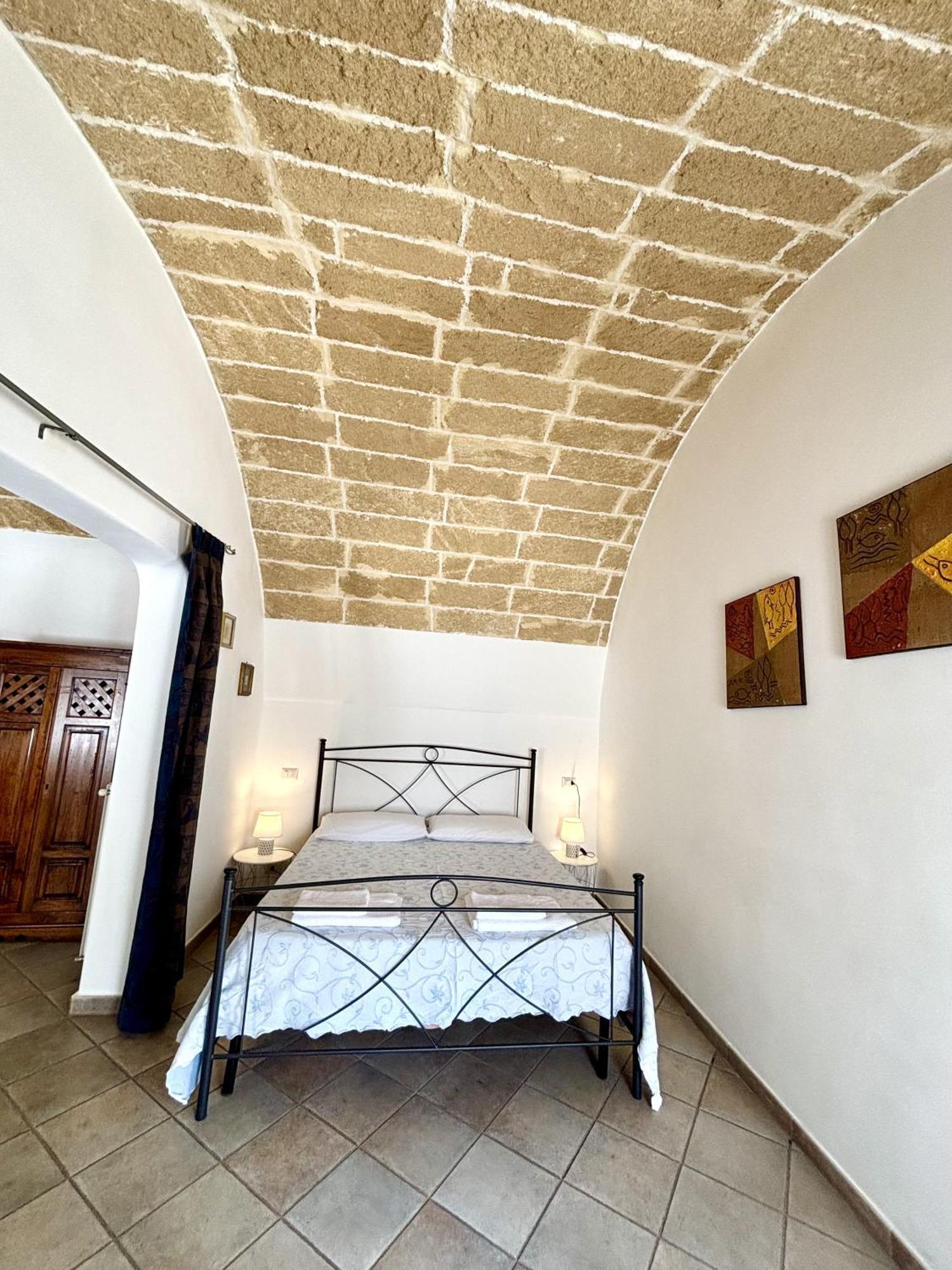 Kallistos Suites & Apartments Gallipoli Eksteriør billede