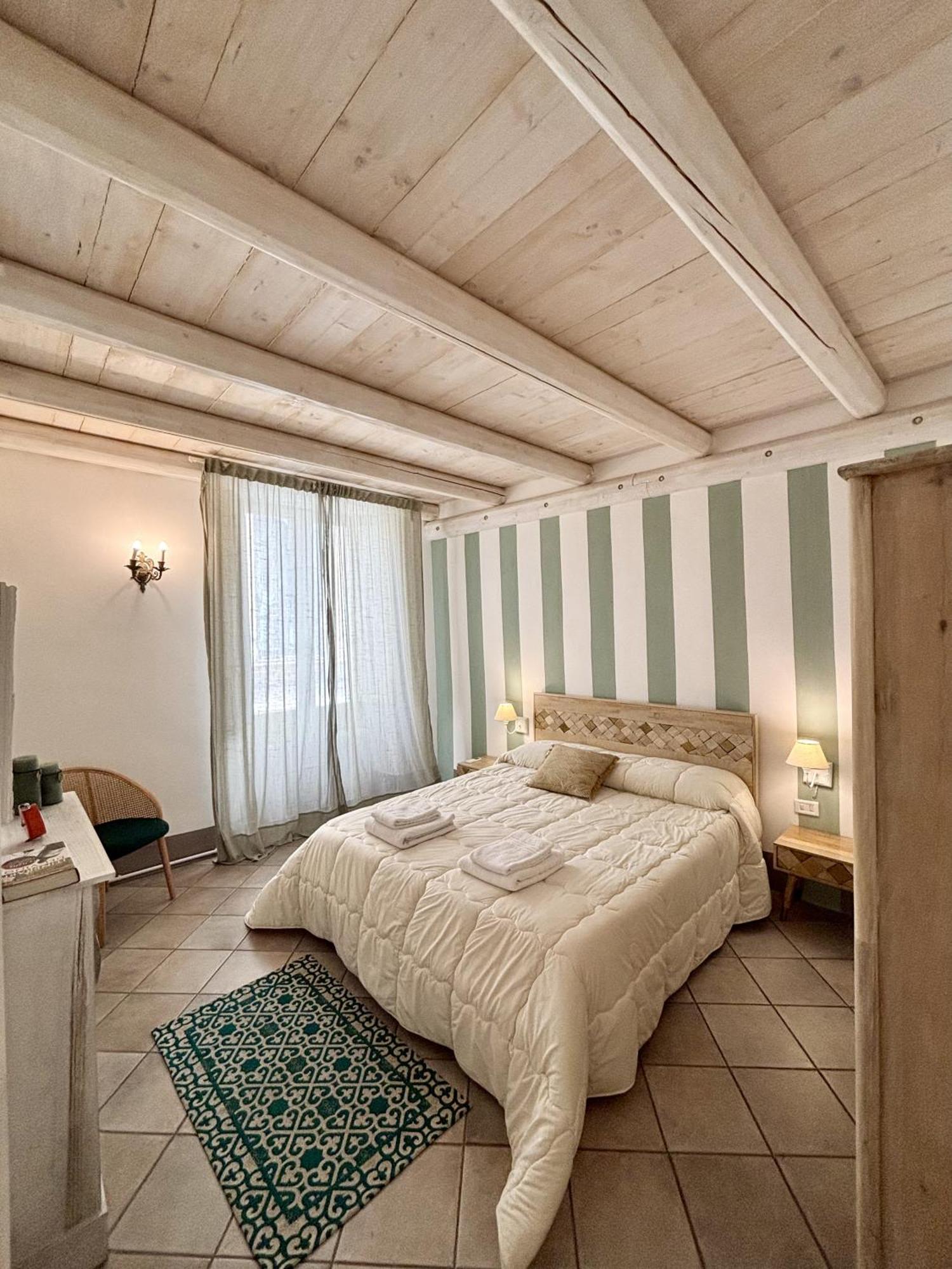 Kallistos Suites & Apartments Gallipoli Eksteriør billede